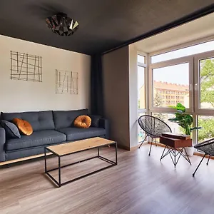 Design - Zentral - Parken Apartment Dresden